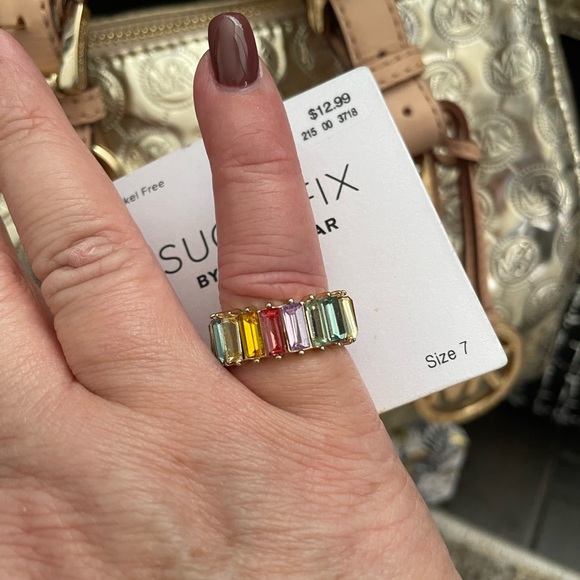 ✨Multi Color Stone Ring Size 7✨NWT - Picture 3 of 7